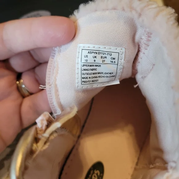 Dr. Scholl's Kids Metallic Gold and Soft Pink Boots - Picture 4 of 9